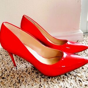 Steve Madden Red Pumps